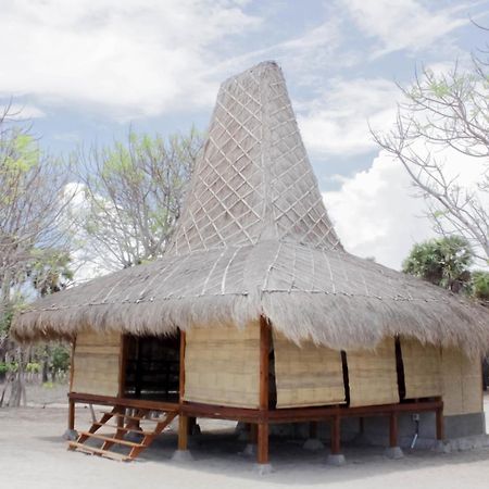 Costa Beach Resort & Club Waingapu Kamer foto