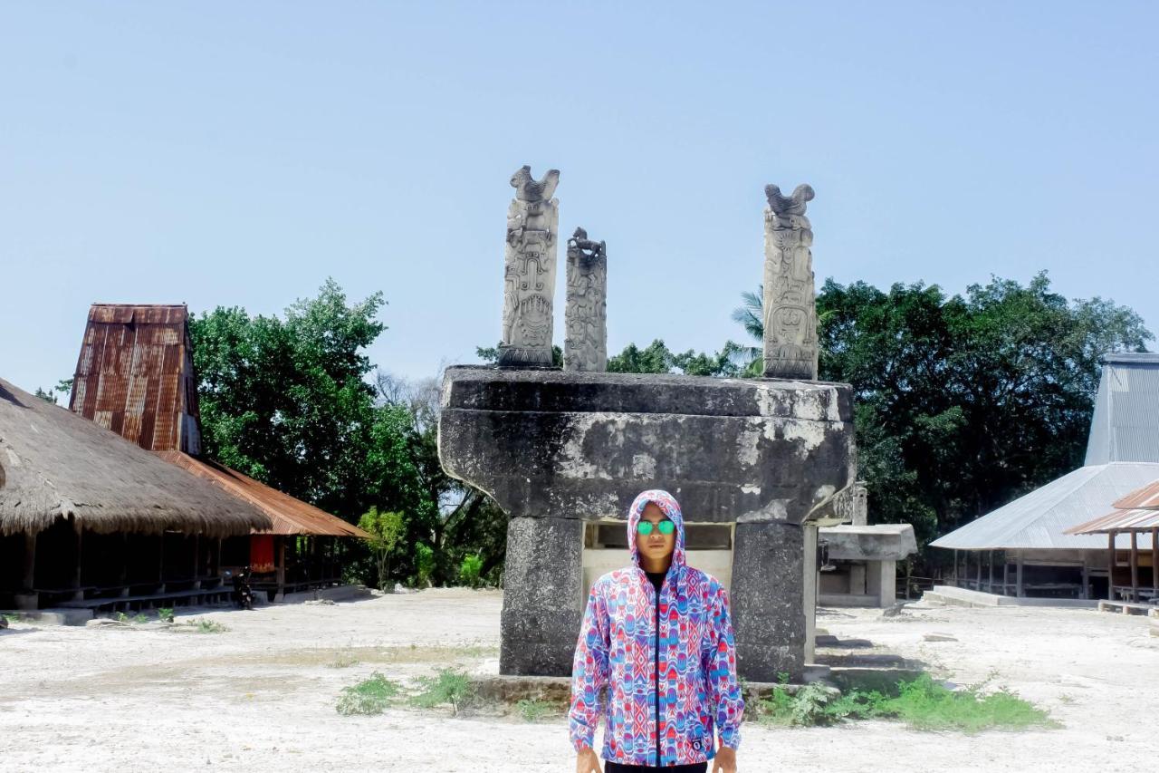 Costa Beach Resort & Club Waingapu Buitenkant foto