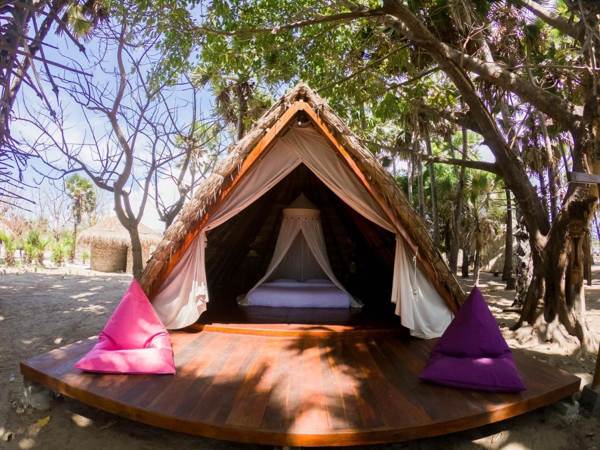 Costa Beach Resort & Club Waingapu Buitenkant foto