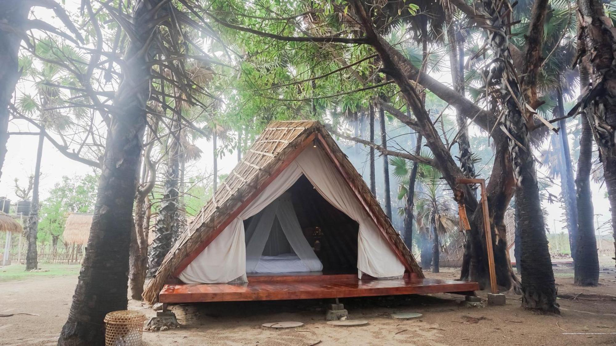 Costa Beach Resort & Club Waingapu Kamer foto